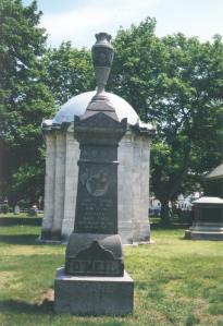 Photo of the Roane monument at St. Patrick's Cemetery in Lowell, MA